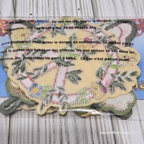 Spirit Halloween Groovy 60's Iron Patch Set Peace, Mushroom, Peace Sign 2pkgs - Picture 7 of 7